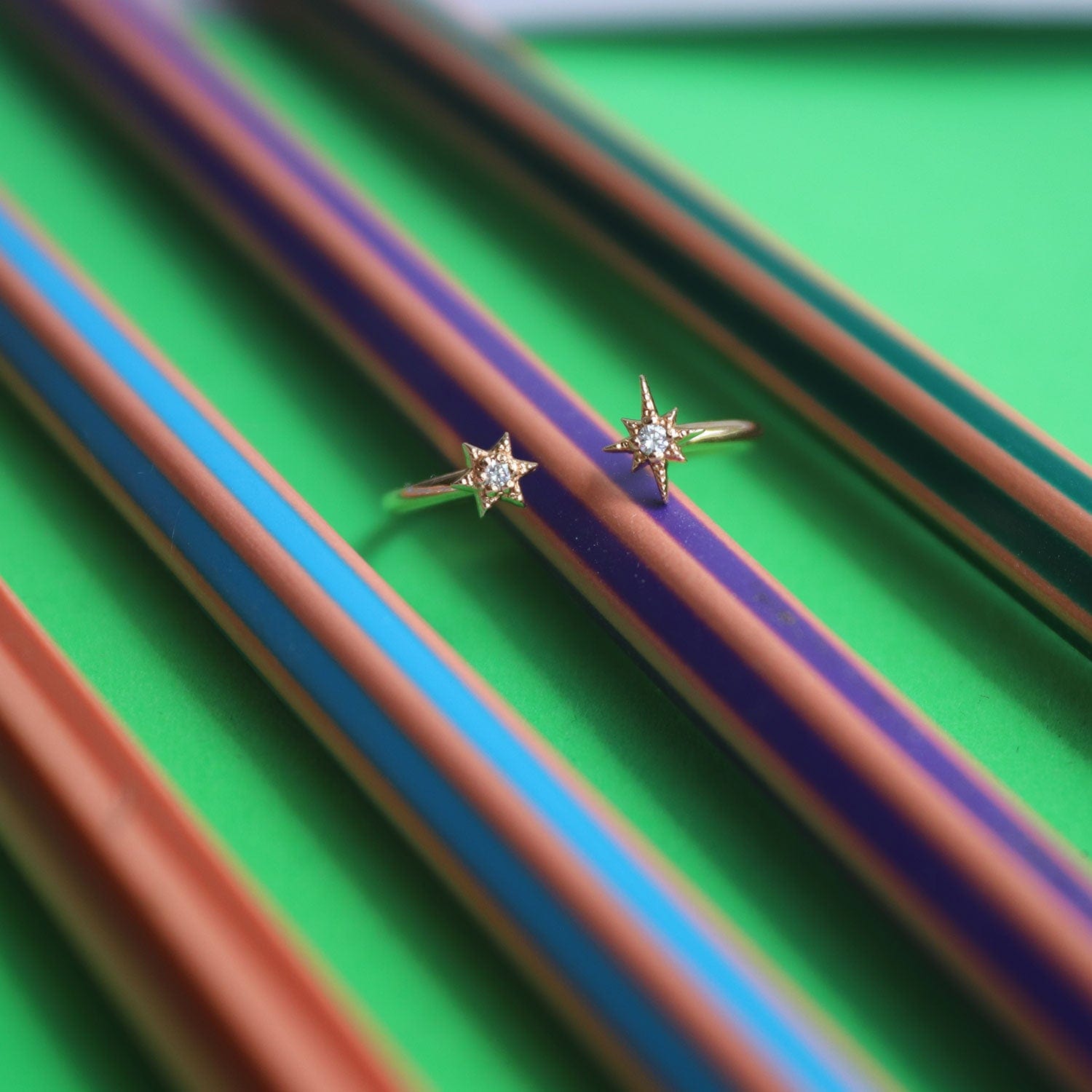 0.04 Karat Pırlantalı Yıldızlı Mini Yüzük - RNF0304 | Tektaş Pırlanta | Ronaff Pırlanta | Tektaş Yüzük, Pırlanta Yüzük, Kolye, Küpe