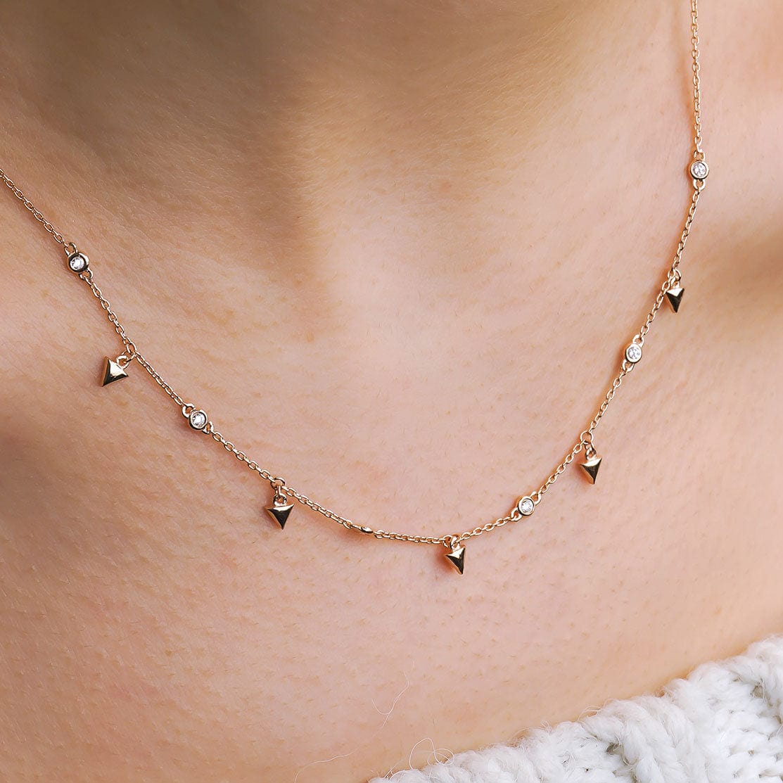 0.18 Karat Pırlantalı Rose Kolye - RNF0299 | Pırlanta Kolye | Ronaff Pırlanta | Tektaş Yüzük, Pırlanta Yüzük, Kolye, Küpe