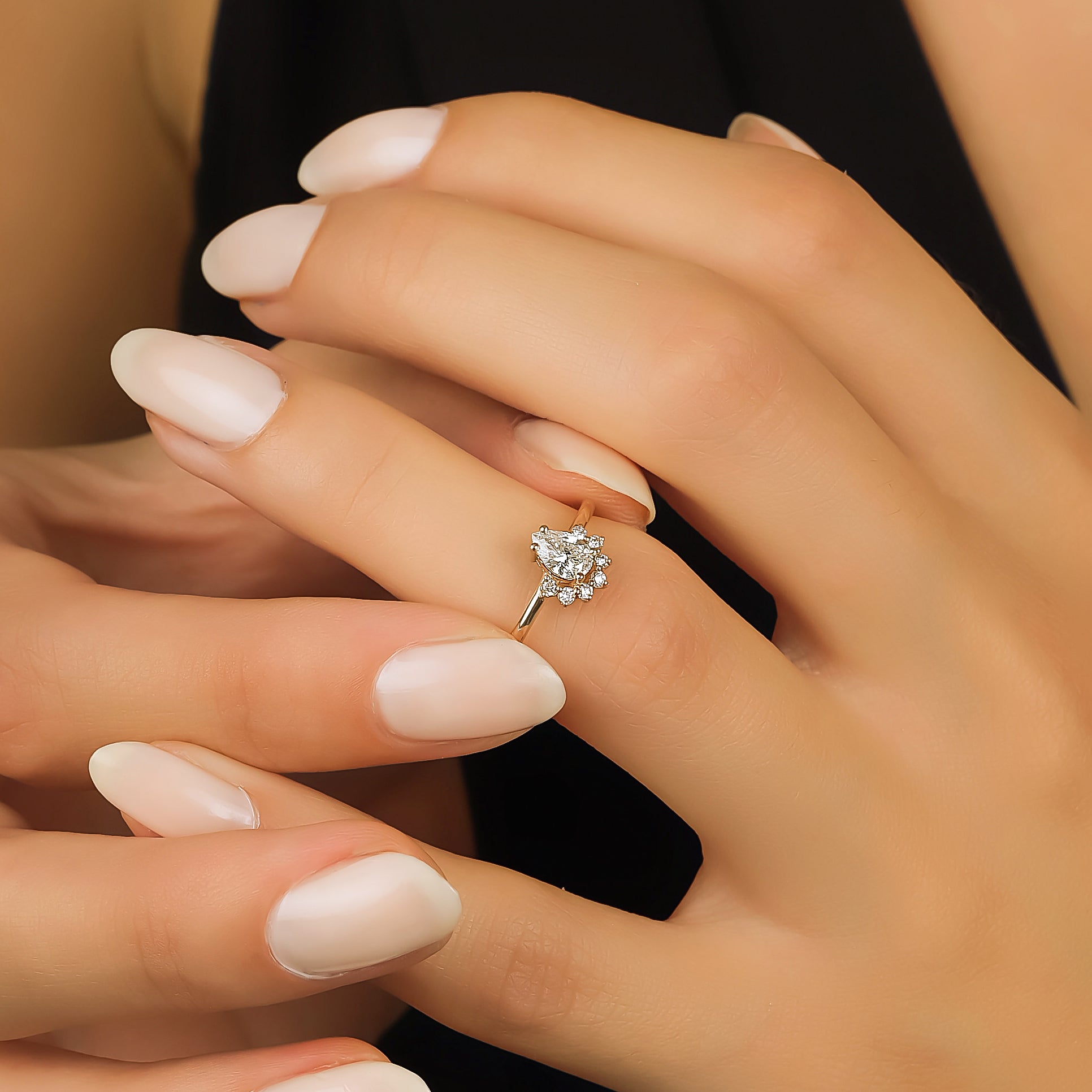 0.30 Karat Damla Kesim HRD Sertifikalı Özel Tasarım Pırlanta Yüzük - RNF0730 | Pırlanta Yüzük | Ronaff Pırlanta | Tektaş Yüzük, Pırlanta Yüzük, Kolye, Küpe