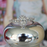 0.40 Karat Oval Tektaş & 0.20 Karat Halo GIA/HRD sertifikalı Pırlanta Yüzük - RNF0094 | Tektaş Pırlanta | Ronaff Pırlanta | Tektaş Yüzük, Pırlanta Yüzük, Kolye, Küpe