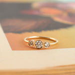 0.44 Karat Yuvarlak Kesim Üçtaş Pırlanta Yüzük - RNF0050 | Pırlanta Yüzük | Ronaff Pırlanta | Tektaş Yüzük, Pırlanta Yüzük, Kolye, Küpe