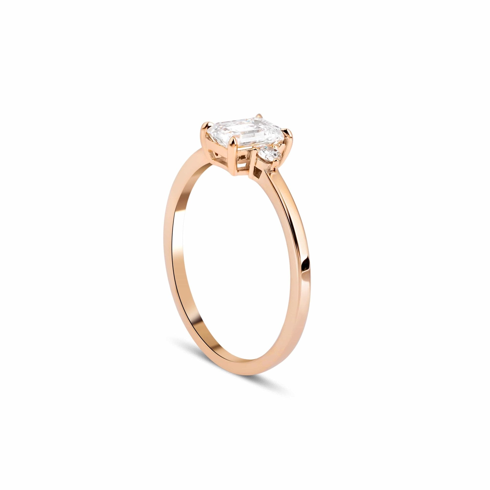 0.50 Karat Emerald & 0.10 Karat Yuvarlak Kesim Tektaş Pırlanta Yüzük - RNF0547 | Tektaş Pırlanta | Ronaff Pırlanta | Tektaş Yüzük, Pırlanta Yüzük, Kolye, Küpe