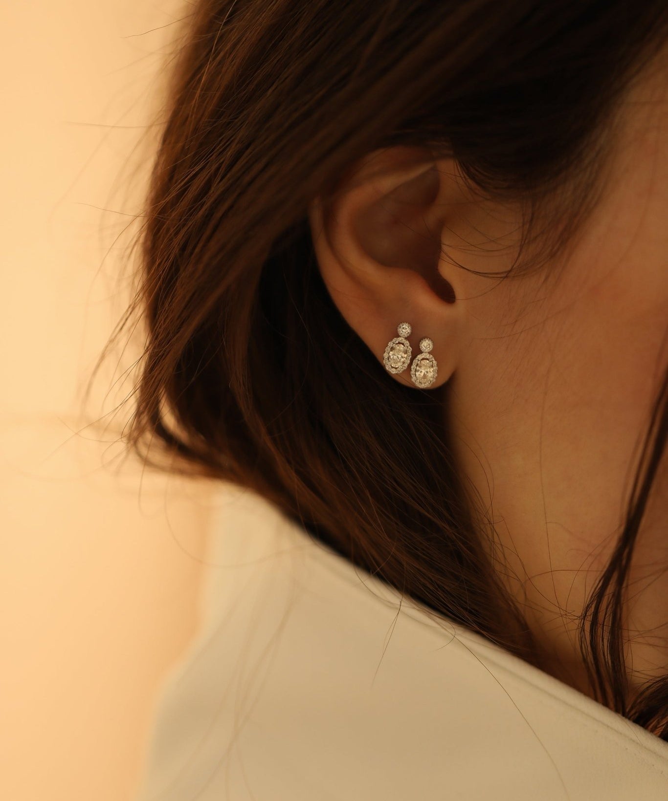 0.40 Karat Oval Kesim & 0.20 Karat Yuvarlak Kesim Pırlanta Küpe - RNF0679 | Pırlanta Küpe | Ronaff Pırlanta | Tektaş Yüzük, Pırlanta Yüzük, Kolye, Küpe