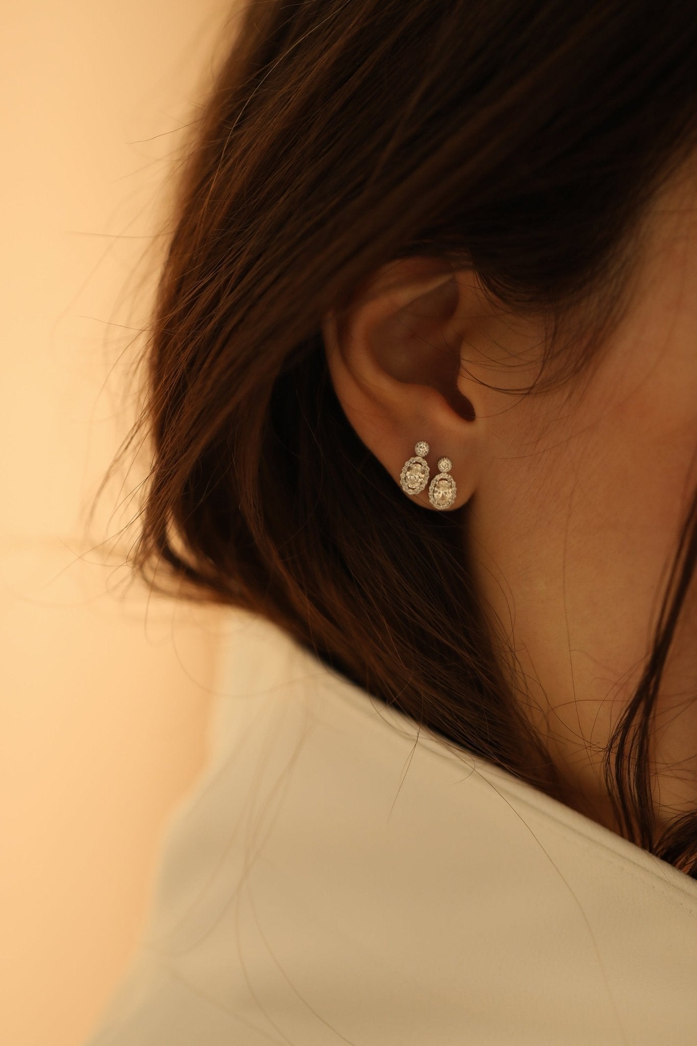 0.40 Karat Oval Kesim & 0.20 Karat Yuvarlak Kesim Pırlanta Küpe - RNF0679 | Pırlanta Küpe | Ronaff Pırlanta | Tektaş Yüzük, Pırlanta Yüzük, Kolye, Küpe