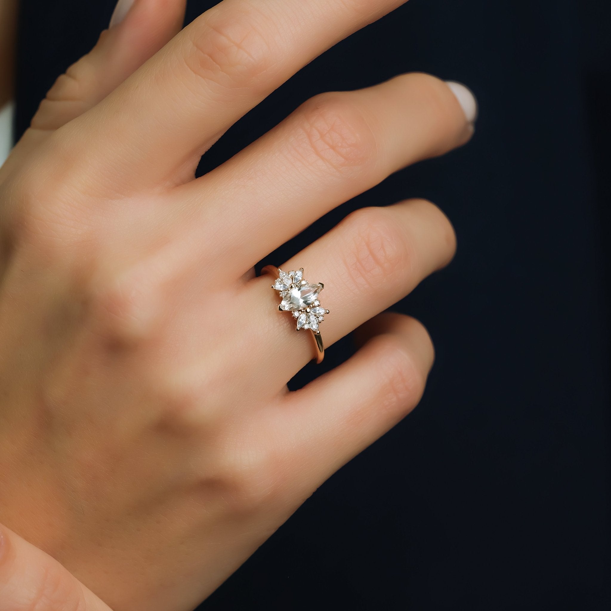 0.70 Karat Markiz Kesim Topaz & 0.38 Karat Yuvarlak Vintage Tasarım Tektaş Pırlanta Yüzük - RNF0771 | Pırlanta Yüzük | Ronaff Pırlanta | Tektaş Yüzük, Pırlanta Yüzük, Kolye, Küpe