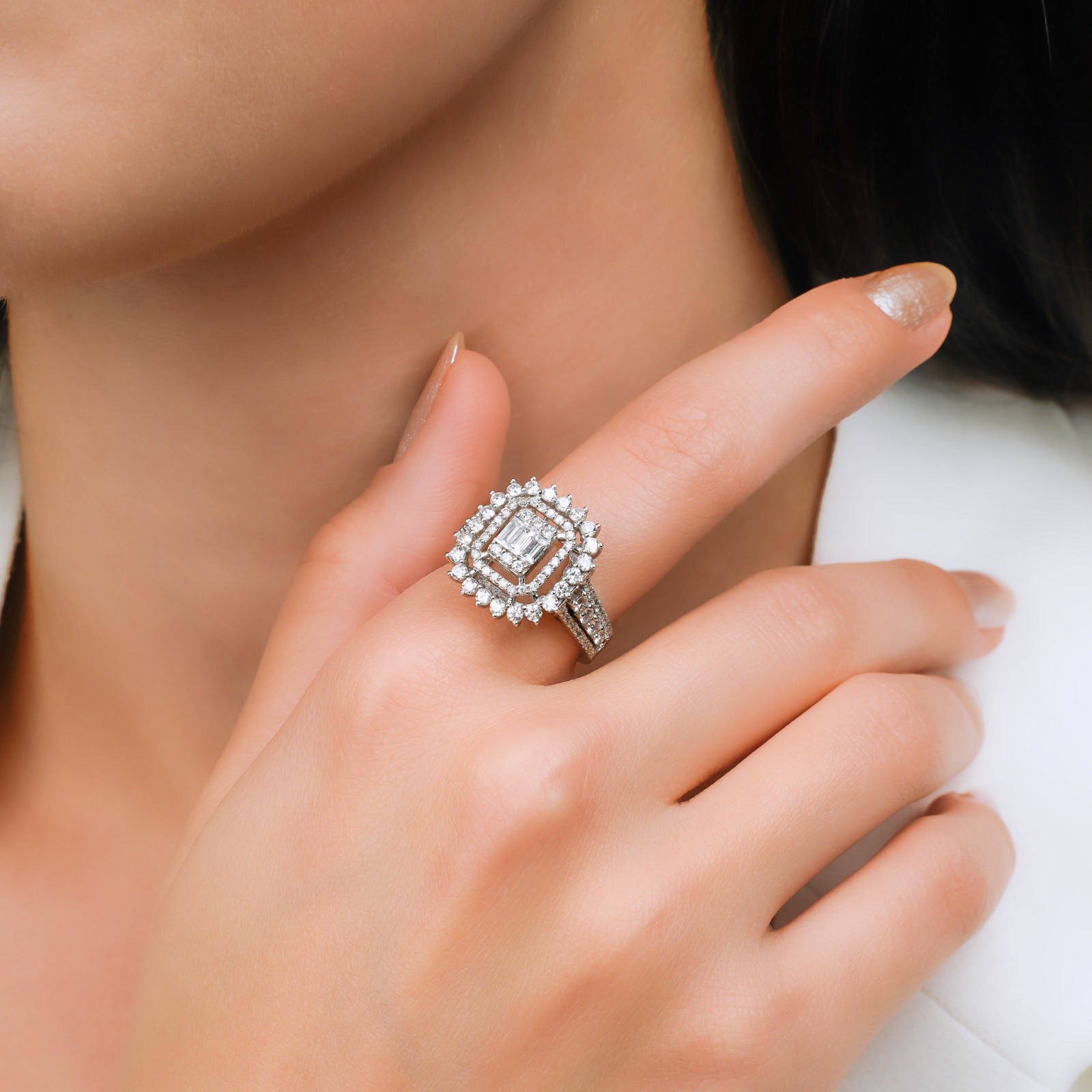 0.75 Karat Yuvarlak Kesim & 0.12 Karat Baget Kesim Pırlanta Yüzük - RNF0742 | Pırlanta Yüzük | Ronaff Pırlanta | Tektaş Yüzük, Pırlanta Yüzük, Kolye, Küpe