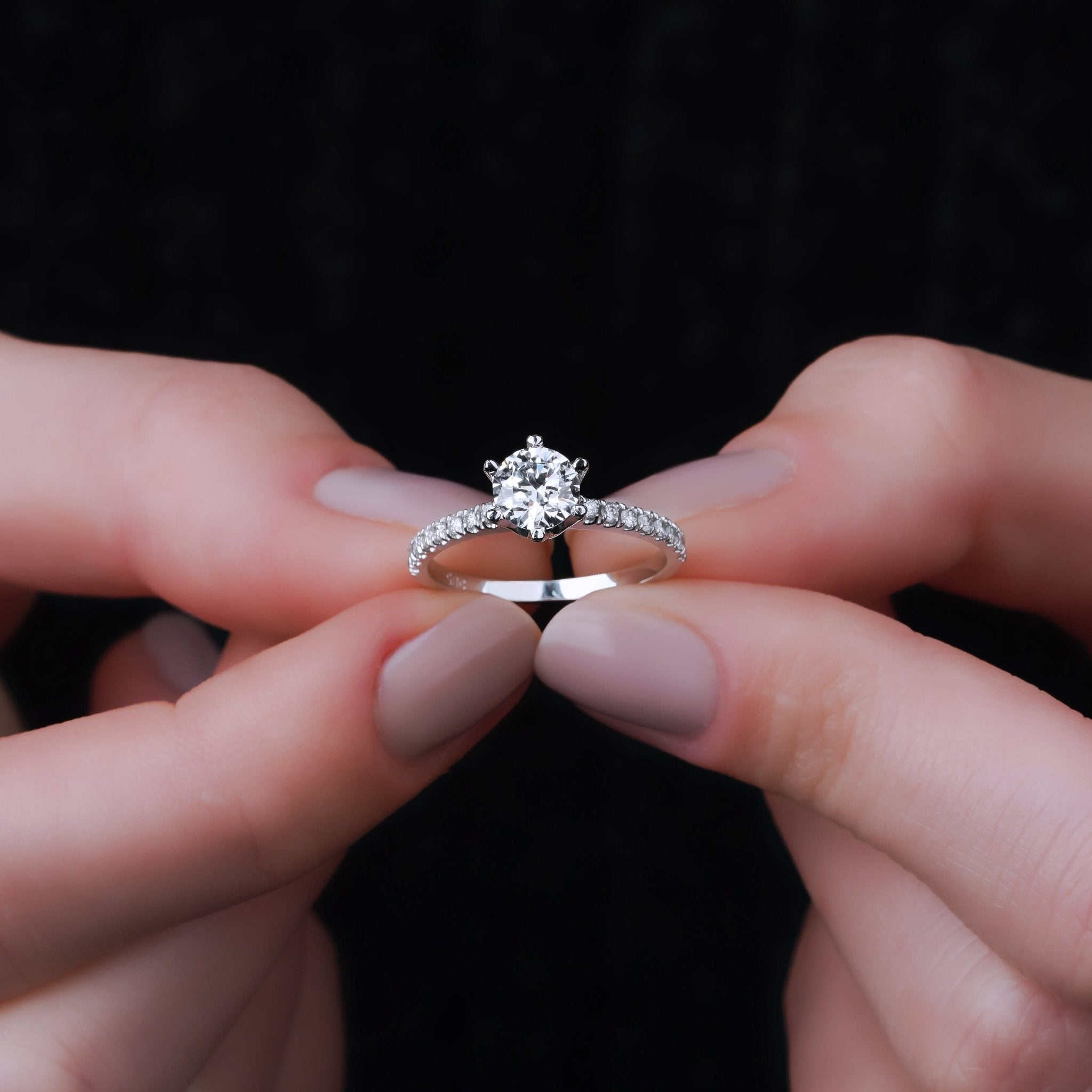 0.86 Karat Yuvarlak Kesim HRD Sertifikalı Tektaş Pırlanta Yüzük - RNF0504 | Tektaş Pırlanta | Ronaff Pırlanta | Tektaş Yüzük, Pırlanta Yüzük, Kolye, Küpe