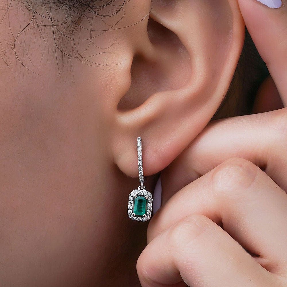 1.60 Karat Baget Kesim Zümrüt Pırlantalı Küpe - RNF0353 | Renkli Taşlı Küpe | Ronaff Pırlanta | Tektaş Yüzük, Pırlanta Yüzük, Kolye, Küpe