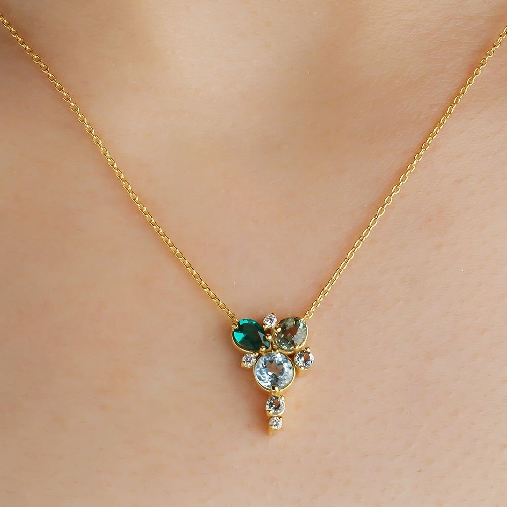 1.32 Karat Yeşilin Tonları Renkli Pırlantalı Tasarım Kolye - RNF0142 | Pırlanta Kolye | Ronaff Pırlanta | Tektaş Yüzük, Pırlanta Yüzük, Kolye, Küpe