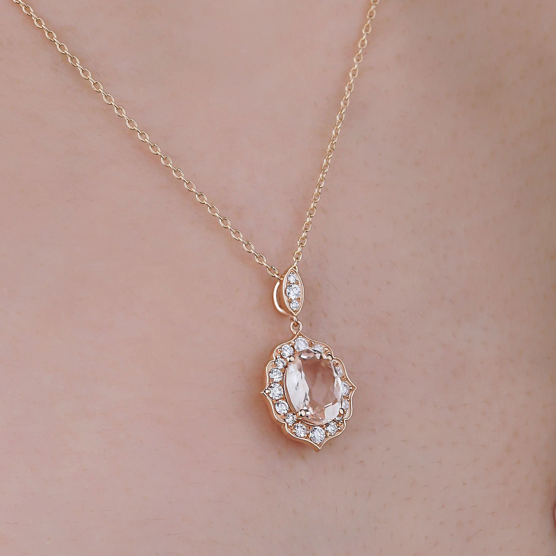 1.65 Karat Morganit Pırlantalı Vintage Kolye - RNF0220 | Renkli Taşlı Kolyeler | Ronaff Pırlanta | Tektaş Yüzük, Pırlanta Yüzük, Kolye, Küpe