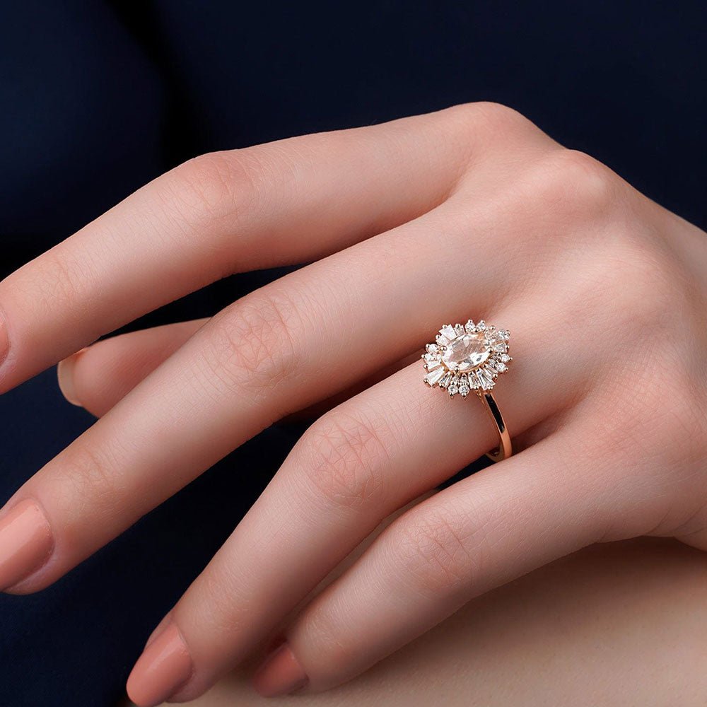 2.00 Karat Oval Morganit & Baget Pırlantalı Yüzük - RNF0622 | Renkli Pırlantalı Yüzükler | Ronaff Pırlanta | Tektaş Yüzük, Pırlanta Yüzük, Kolye, Küpe