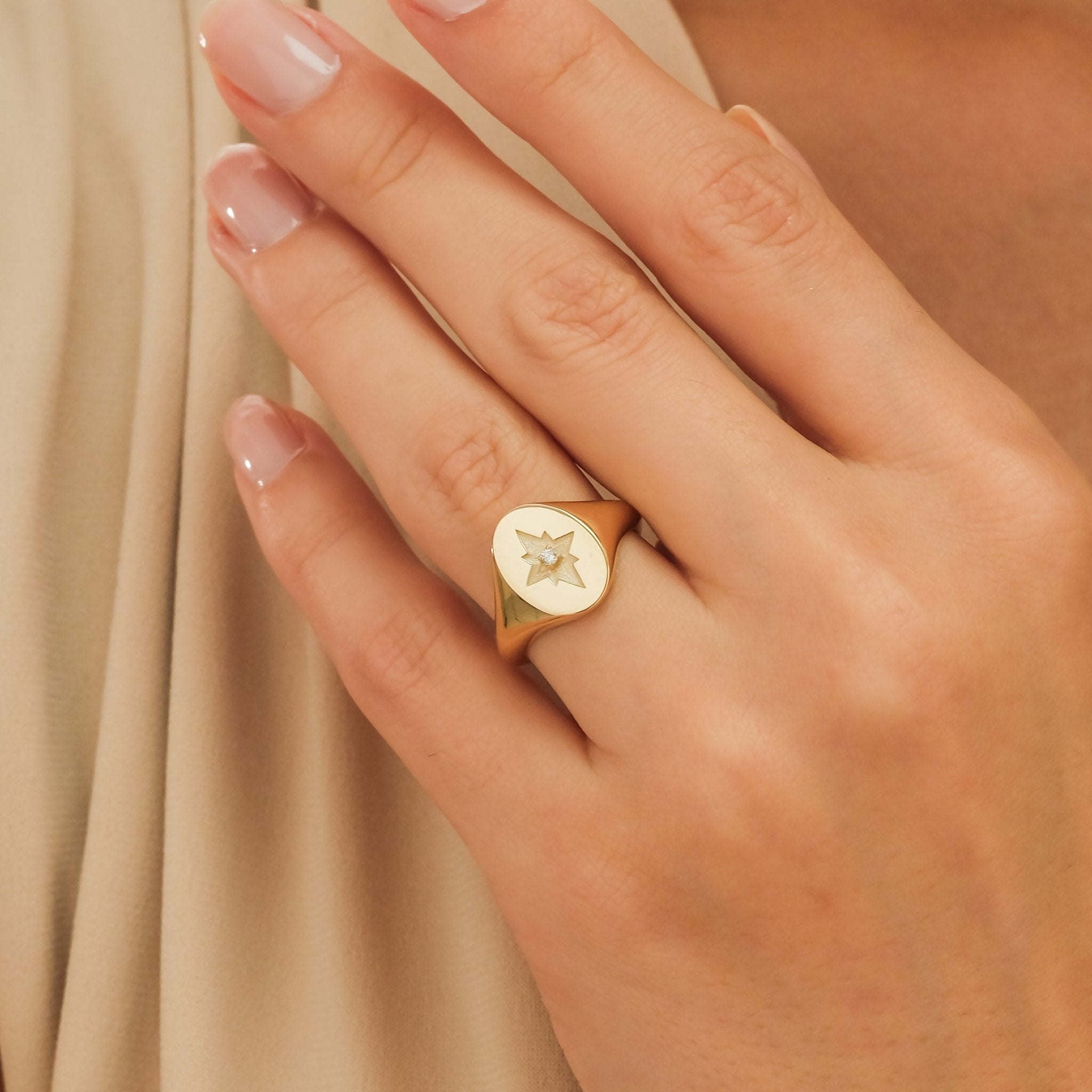 0.04 Karat Yuvarlak Kesim Pırlanta Tasarım Şövalye Yüzük - RNF0914 | Tasarım Yüzük | Ronaff Pırlanta | Tektaş Yüzük, Pırlanta Yüzük, Kolye, Küpe