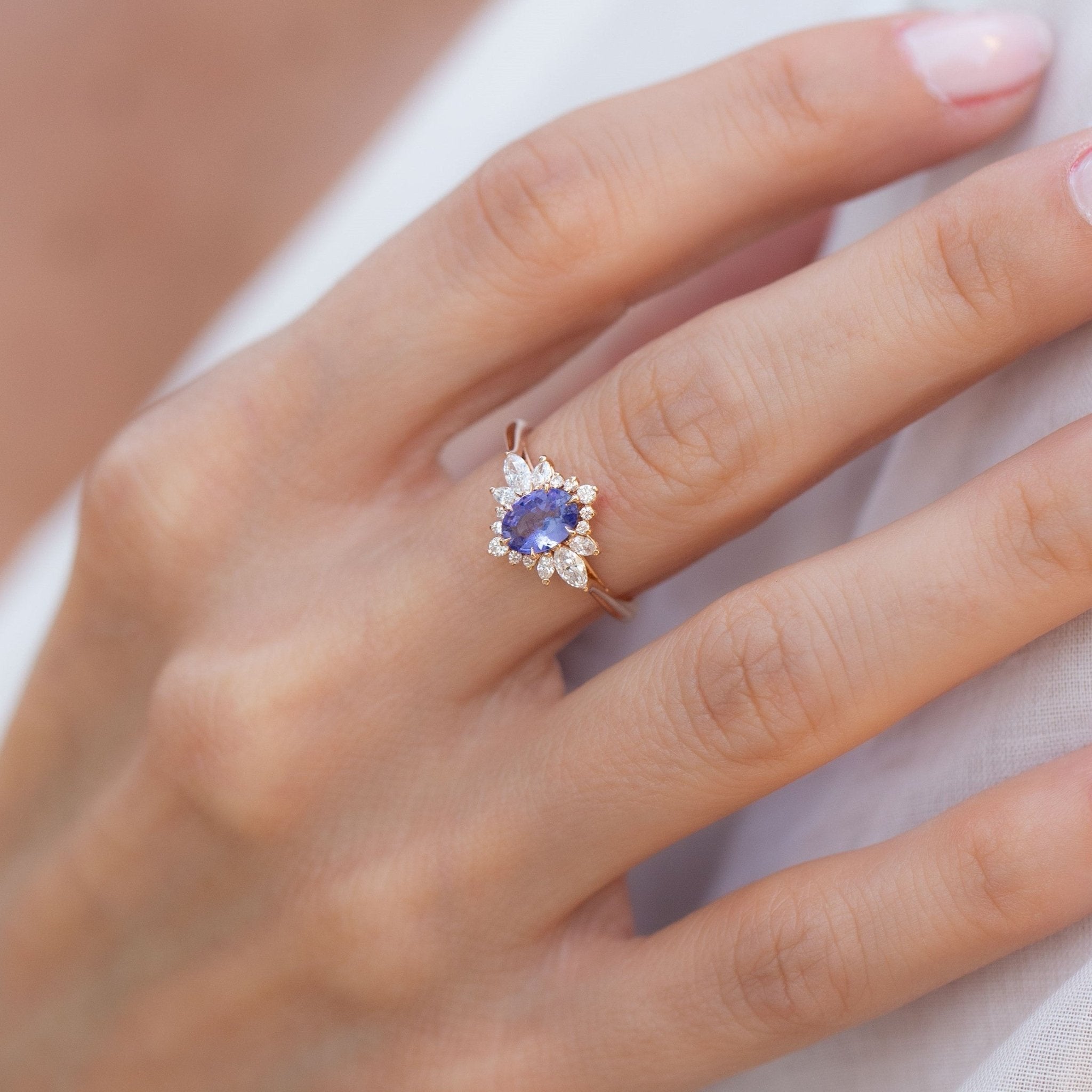 2.74 Karat Stella Pırlantalı Yüzük - RNF0563 | Renkli Taşlı Yüzükler | Ronaff Pırlanta | Tektaş Yüzük, Pırlanta Yüzük, Kolye, Küpe