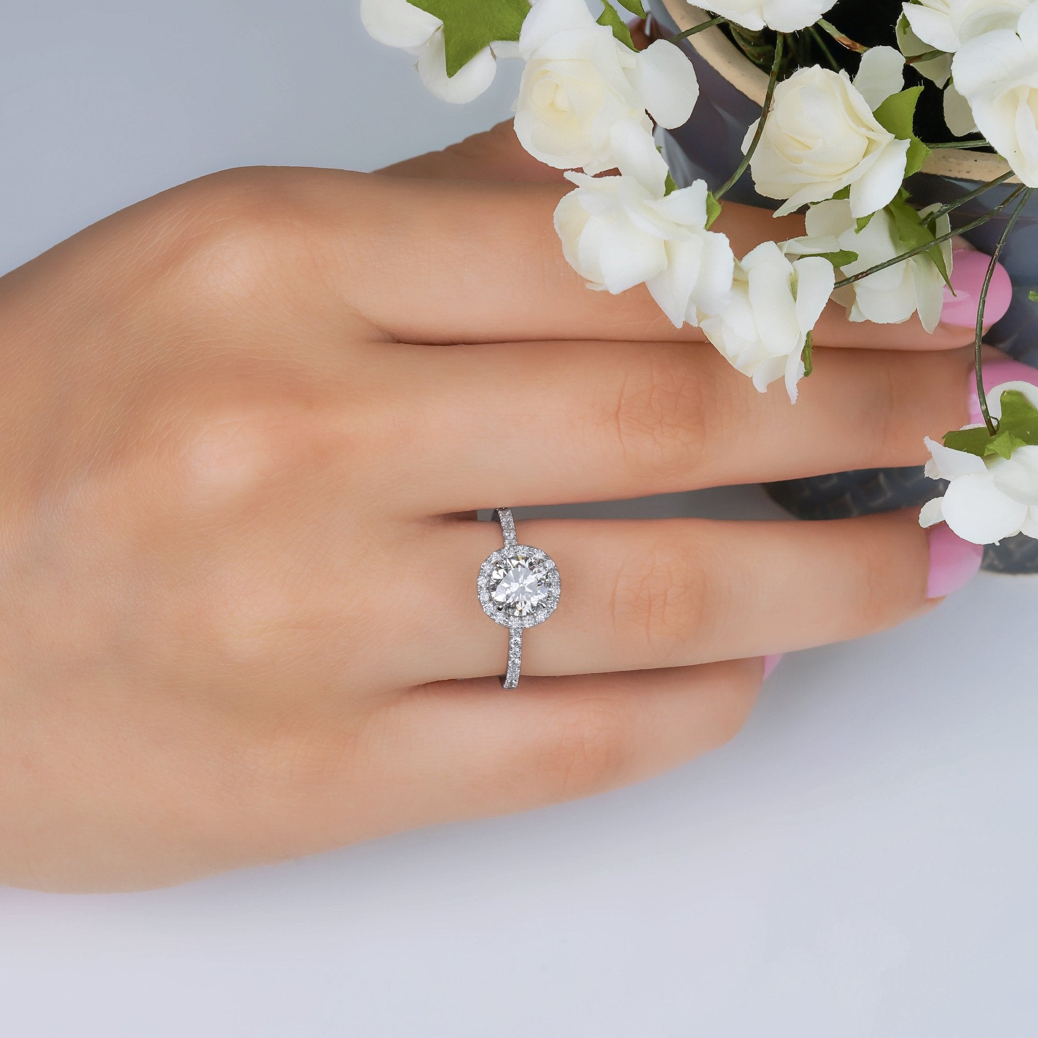 0.64 Karat Yuvarlak Kesim GIA Sertifikalı Tektaş Pırlanta Yüzük - RNF0656 | Tektaş Pırlanta | Ronaff Pırlanta | Tektaş Yüzük, Pırlanta Yüzük, Kolye, Küpe