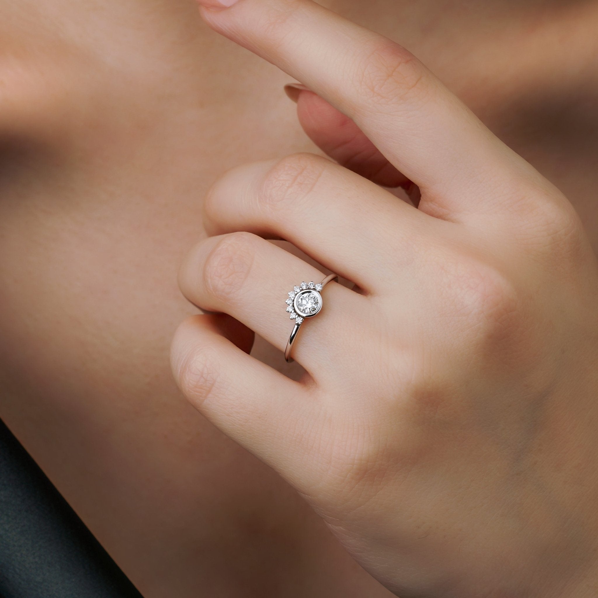 0.38 Karat Yuvarlak Kesim GIA/HRD Sertifikalı Pırlanta Tektaş Yüzük - RNF0334 | Tektaş Pırlanta | Ronaff Pırlanta | Tektaş Yüzük, Pırlanta Yüzük, Kolye, Küpe