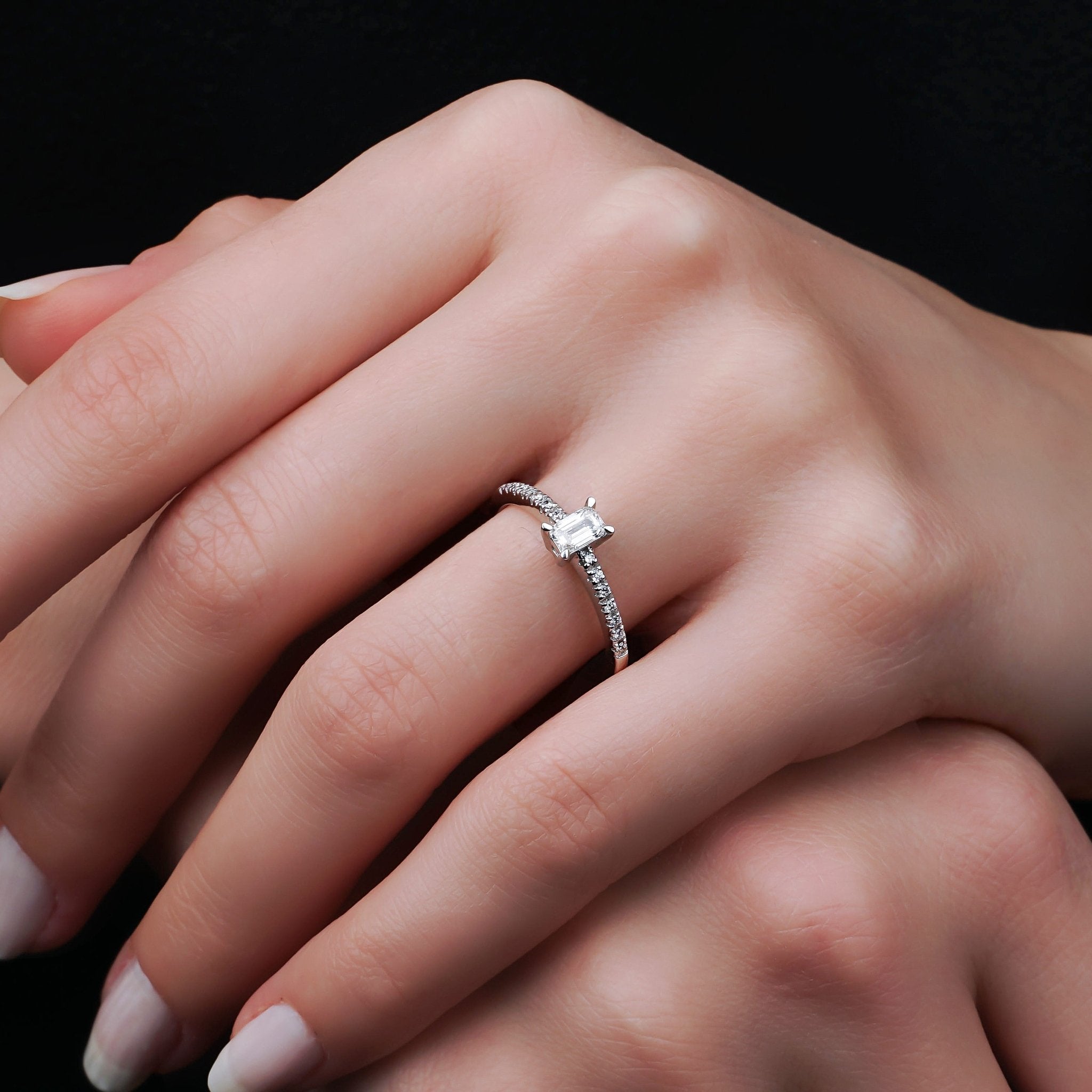 0.46 Karat Emerald Kesim HRD Sertifikalı Pırlanta Tektaş Yüzük - RNF0228 | Pırlanta Yüzük | Ronaff Pırlanta | Tektaş Yüzük, Pırlanta Yüzük, Kolye, Küpe