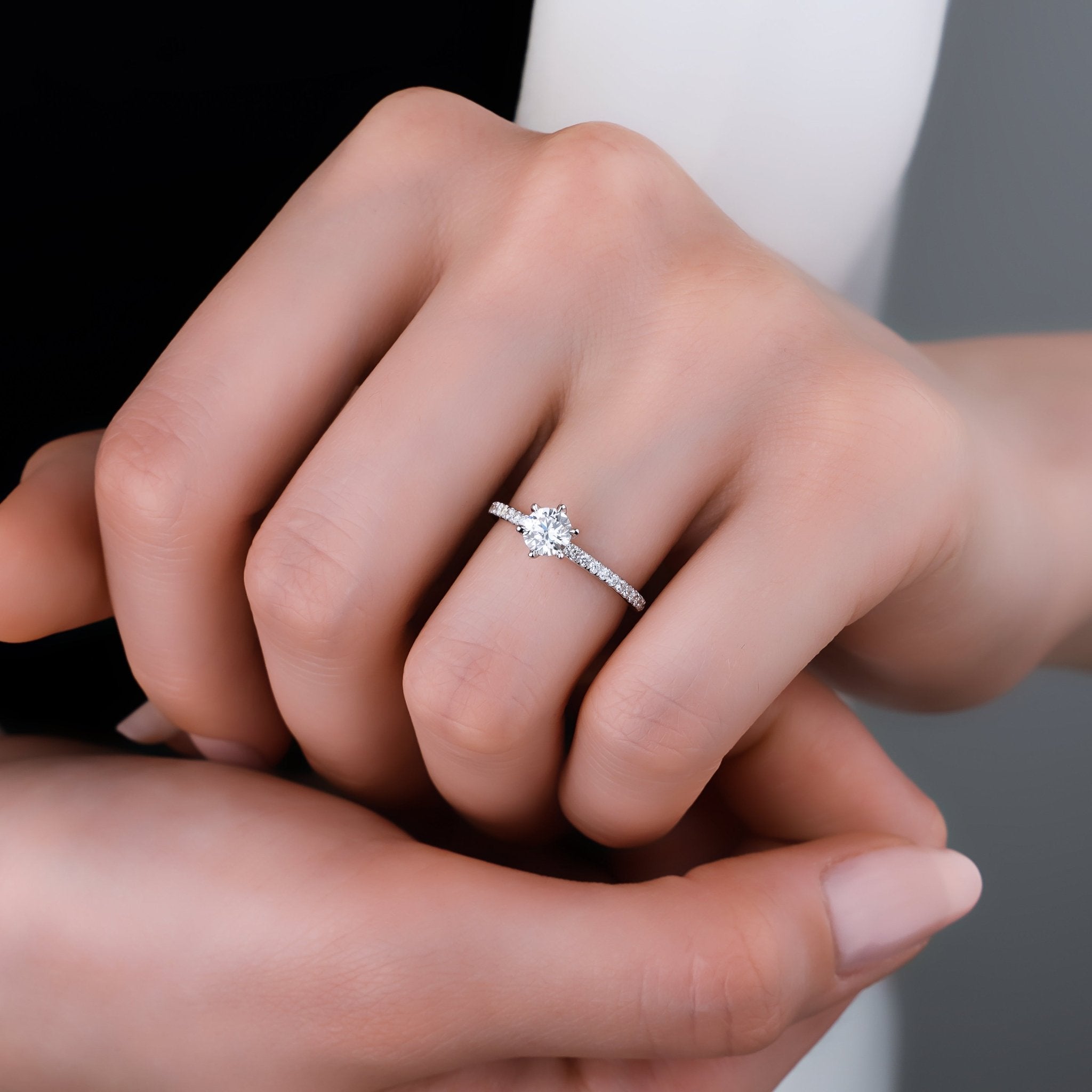 0.50 Karat Yuvarlak Kesim HRD Sertifikalı Pırlanta Tektaş Yüzük - RNF0360 | Tektaş Pırlanta | Ronaff Pırlanta | Tektaş Yüzük, Pırlanta Yüzük, Kolye, Küpe