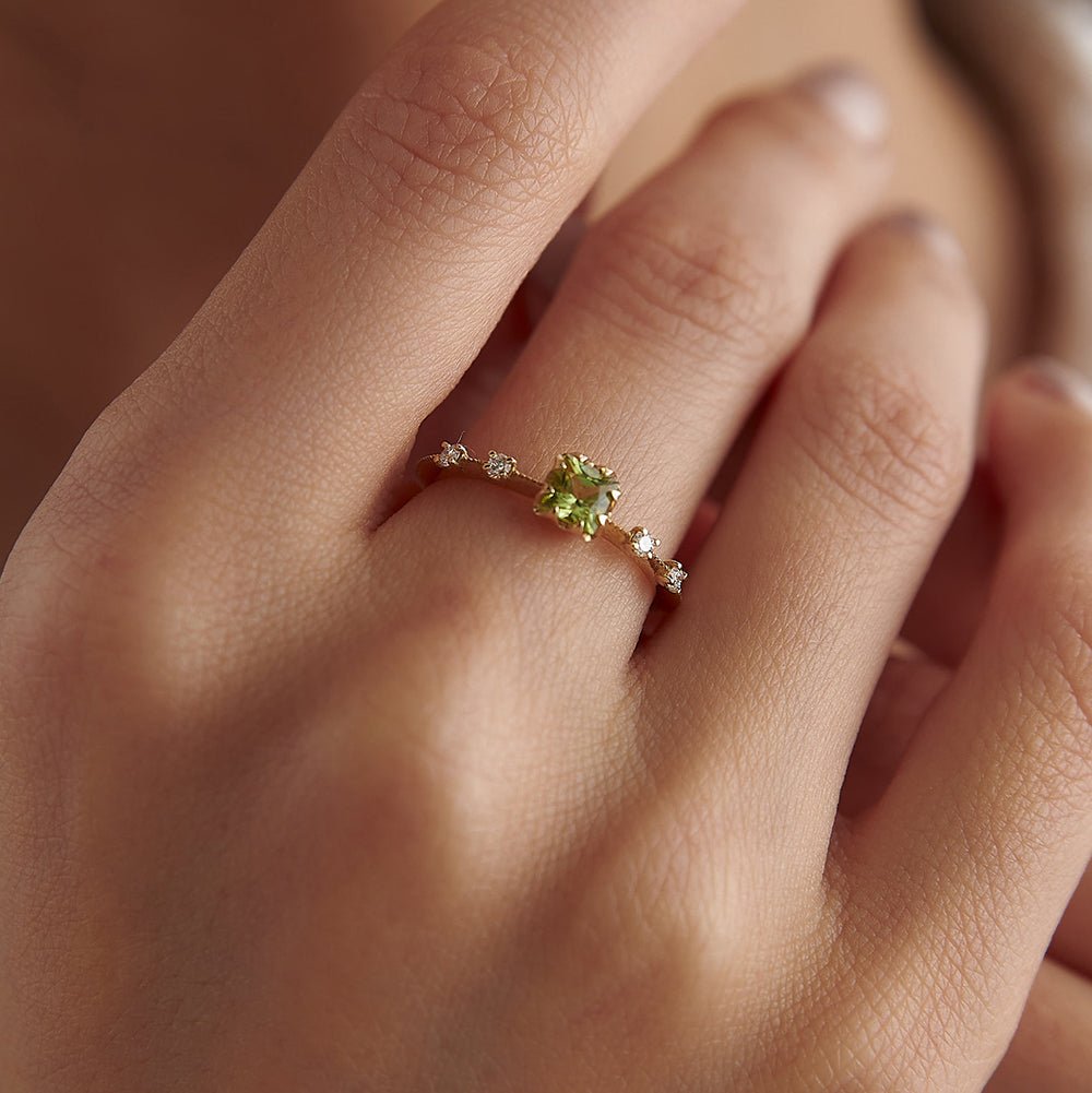 0.42 Karat Prenses Kesim Peridot Pırlantalı Yüzük - RNF0244 | Renkli Pırlantalı Yüzükler | Ronaff Pırlanta | Tektaş Yüzük, Pırlanta Yüzük, Kolye, Küpe