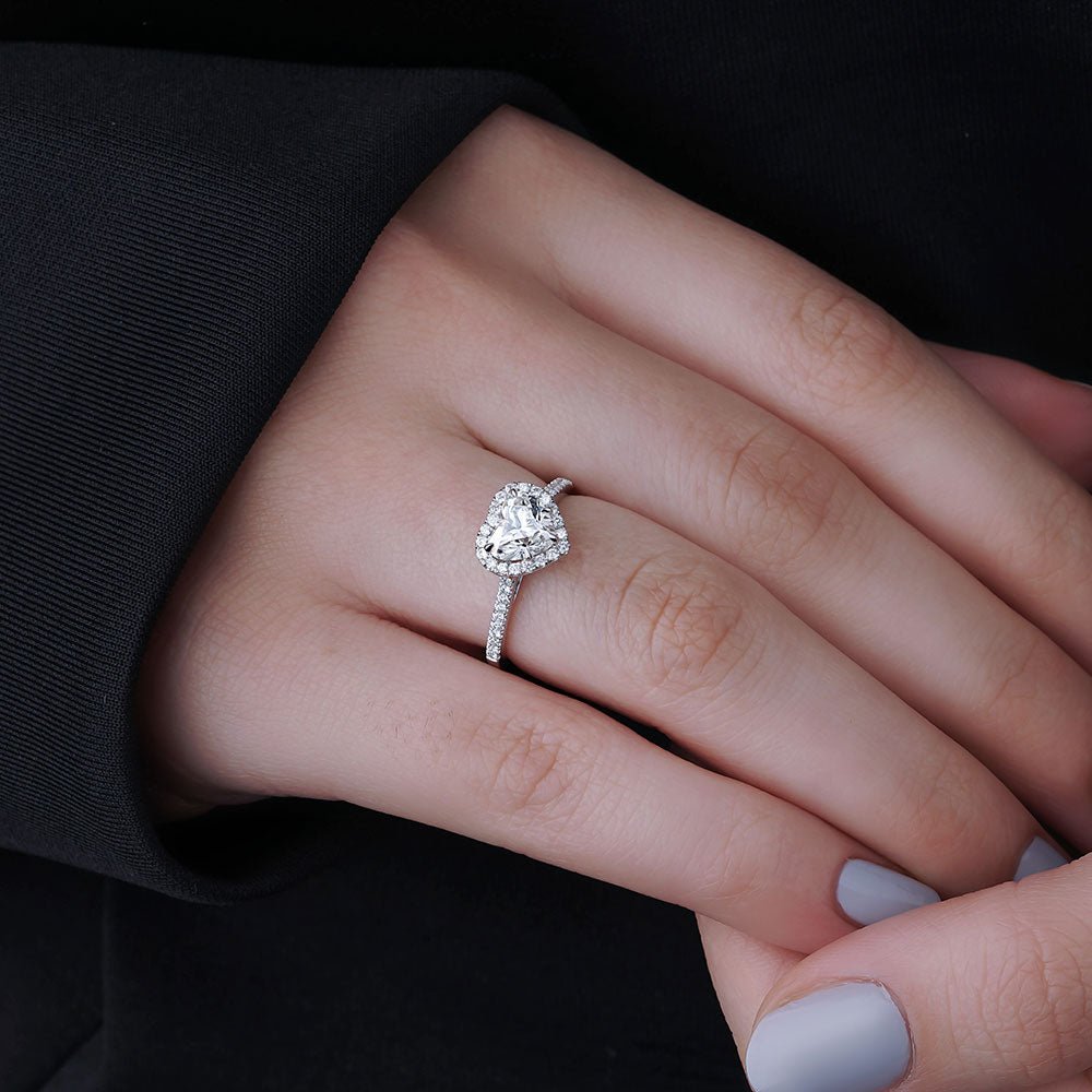 1.30 Karat Kalp Kesim GIA/HRD Sertifikalı Tektaş Pırlanta Yüzük - RNF0490 | Pırlanta Yüzük | Ronaff Pırlanta | Tektaş Yüzük, Pırlanta Yüzük, Kolye, Küpe